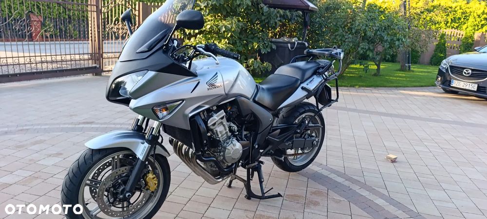 Honda CBF - 4