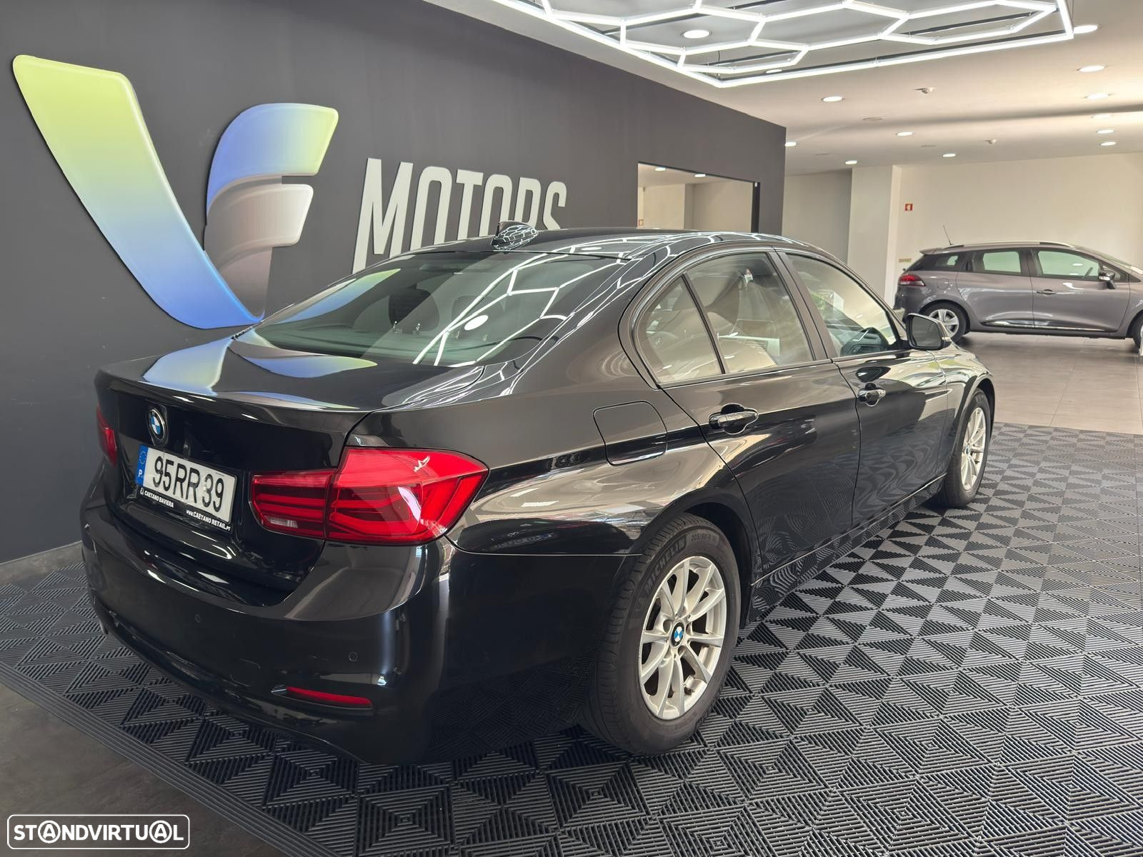 BMW 318 d Line Sport Auto - 9