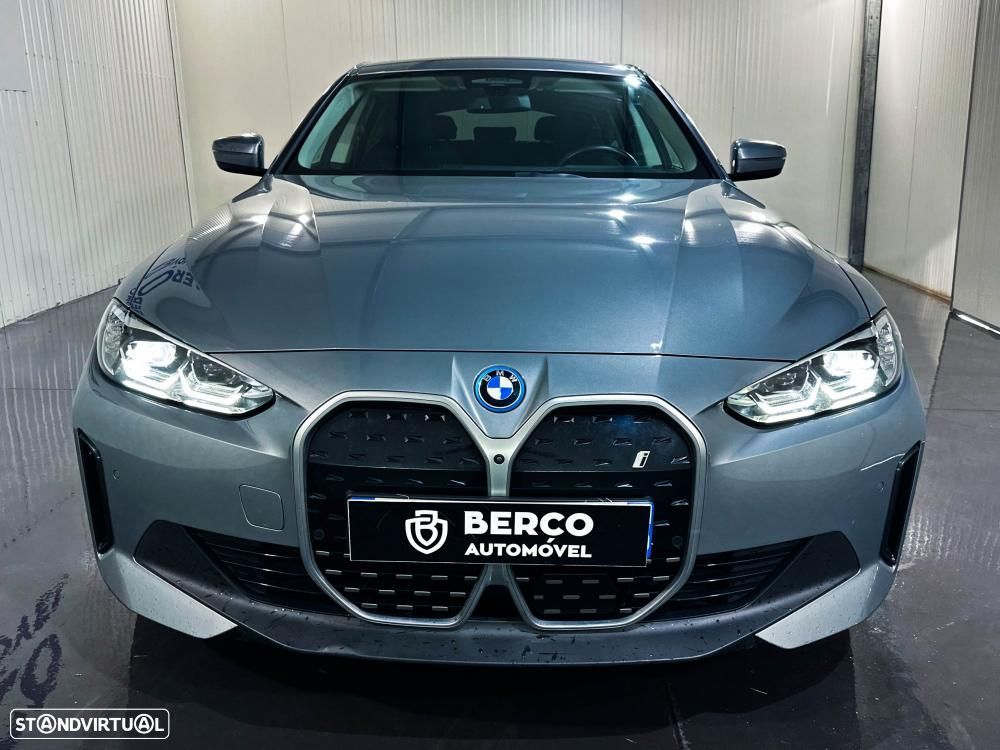 BMW i4 eDrive40 Edição Desportiva M - 3