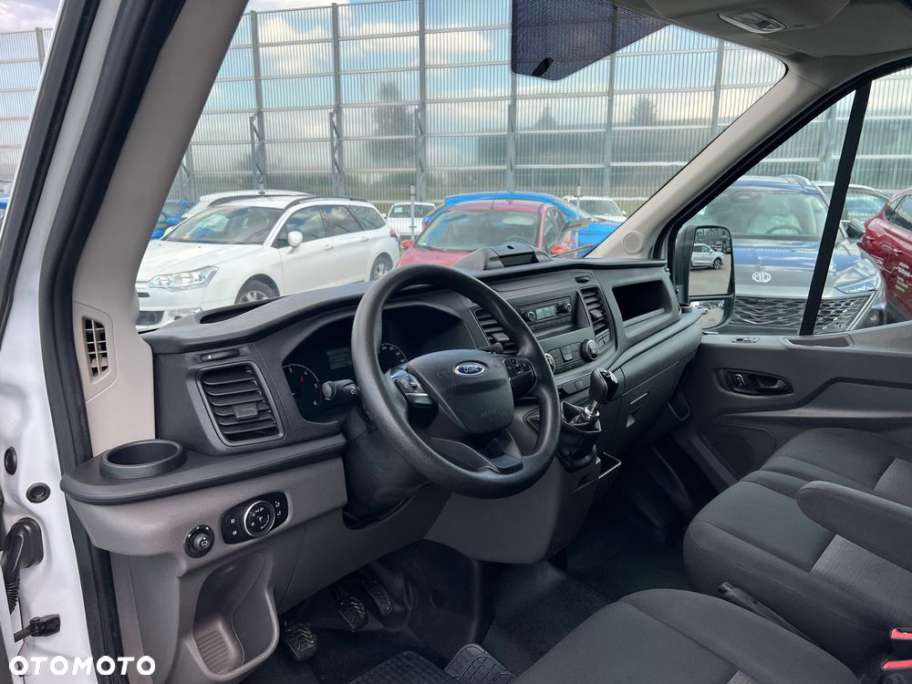 Ford Transit - 19