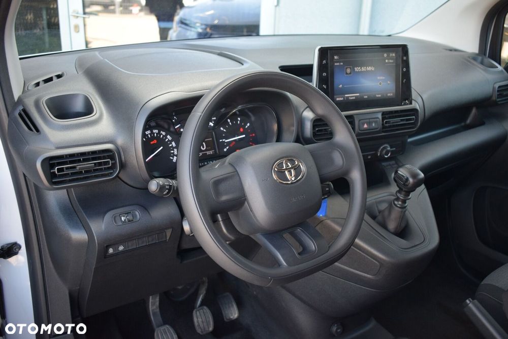 Toyota Proace City Verso 1.5 D-4D Business - 12