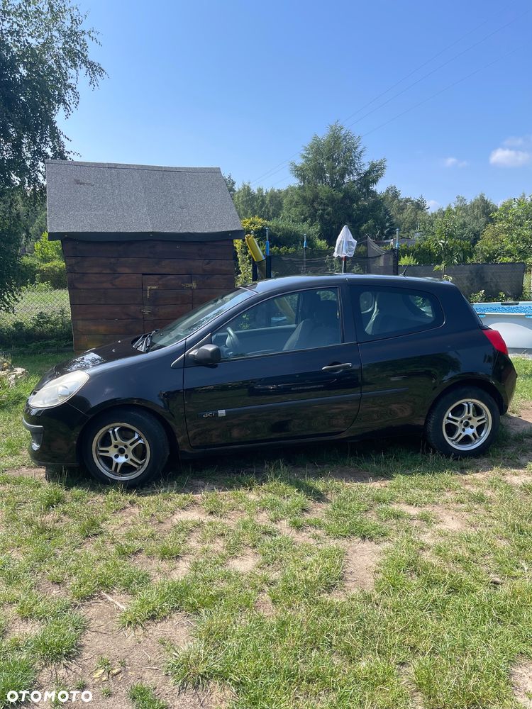 Renault Clio - 2