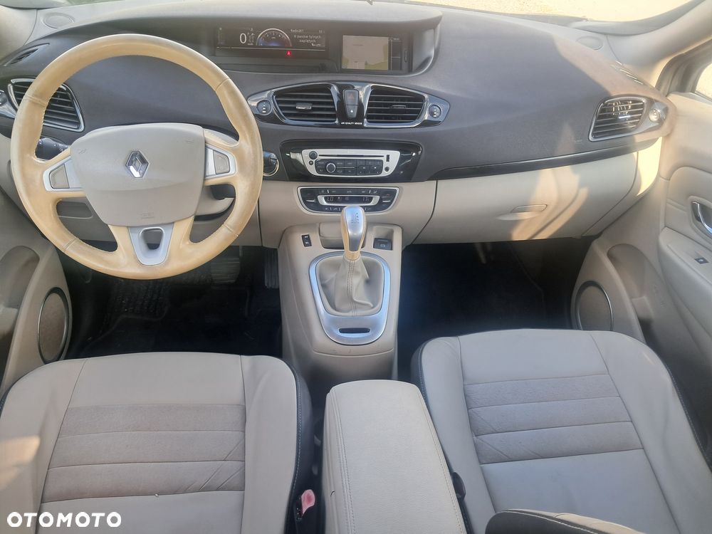 Renault Scenic dCi 150 Automatik Bose Edition - 10