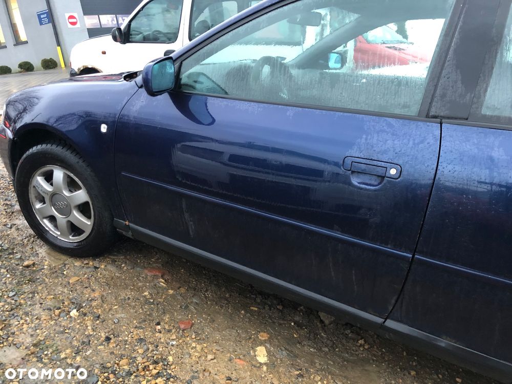 Drzwi przód przednie prawe Audi A3 8 L LZ5T 3D - 2