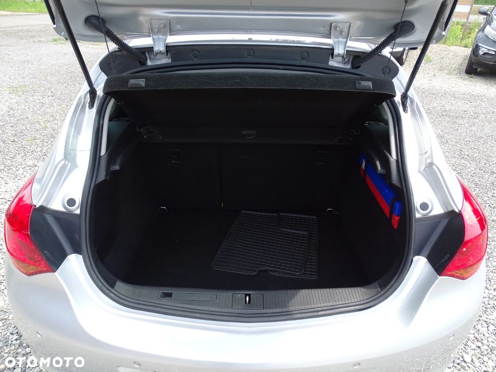 Opel Astra 1.4 Turbo Style - 9