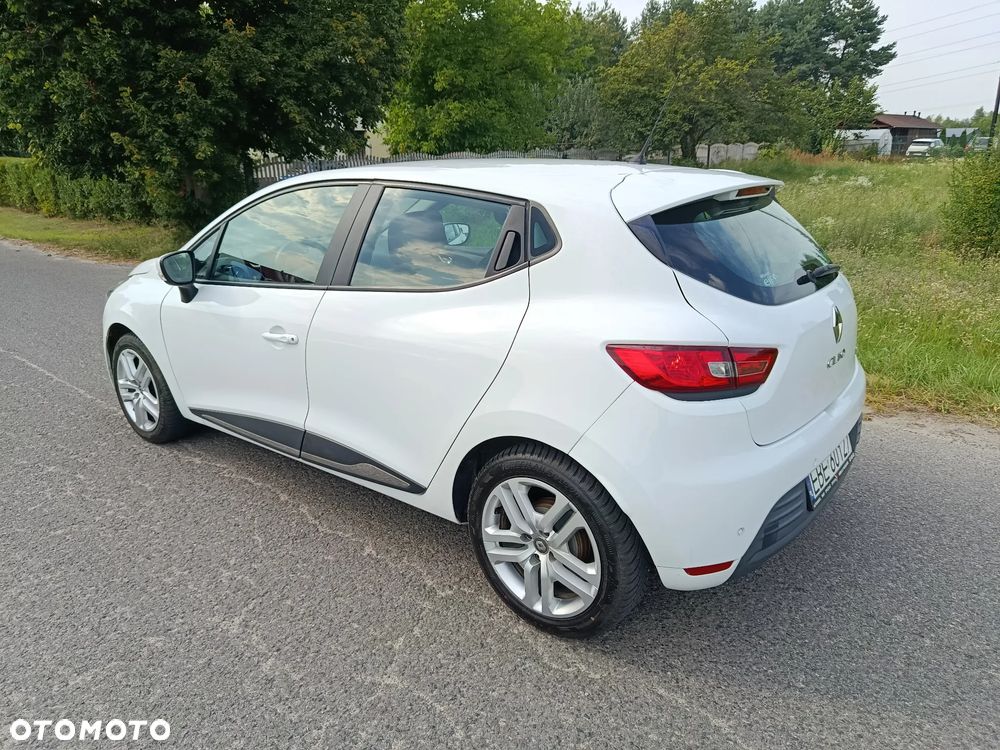 Renault Clio - 6