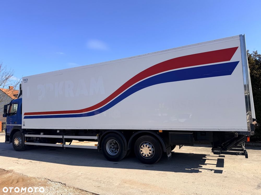 Volvo FM 330/ACC/ Euro6 /CHŁODNIA / DŁUGOŚĆ 12M /24 EURO PALET/ - 11
