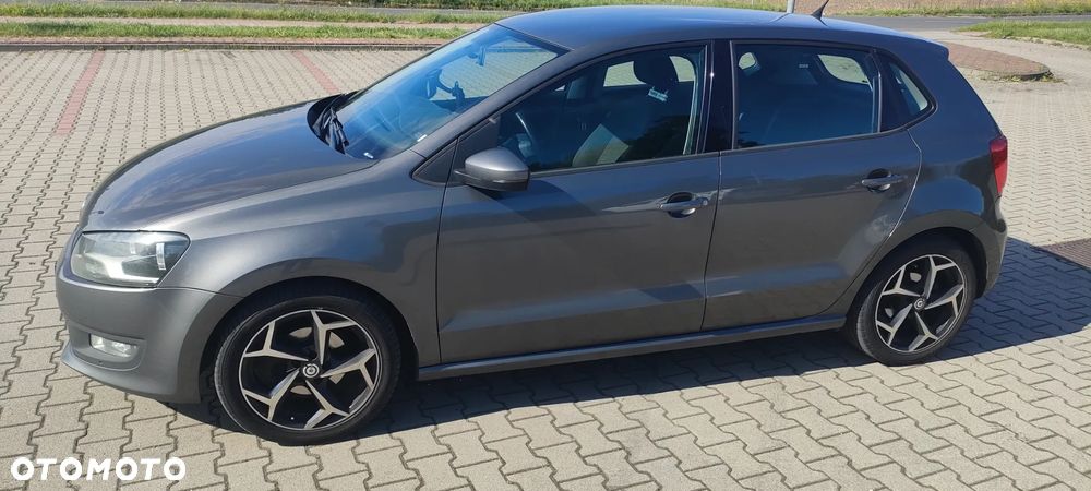 Volkswagen Polo 1.2 TSI Highline - 2