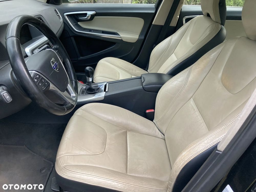 Volvo S60 D2 Momentum - 7