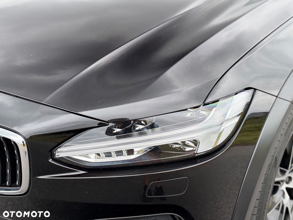 Volvo V90 Cross Country B5 D AWD Geartronic Pro - 21