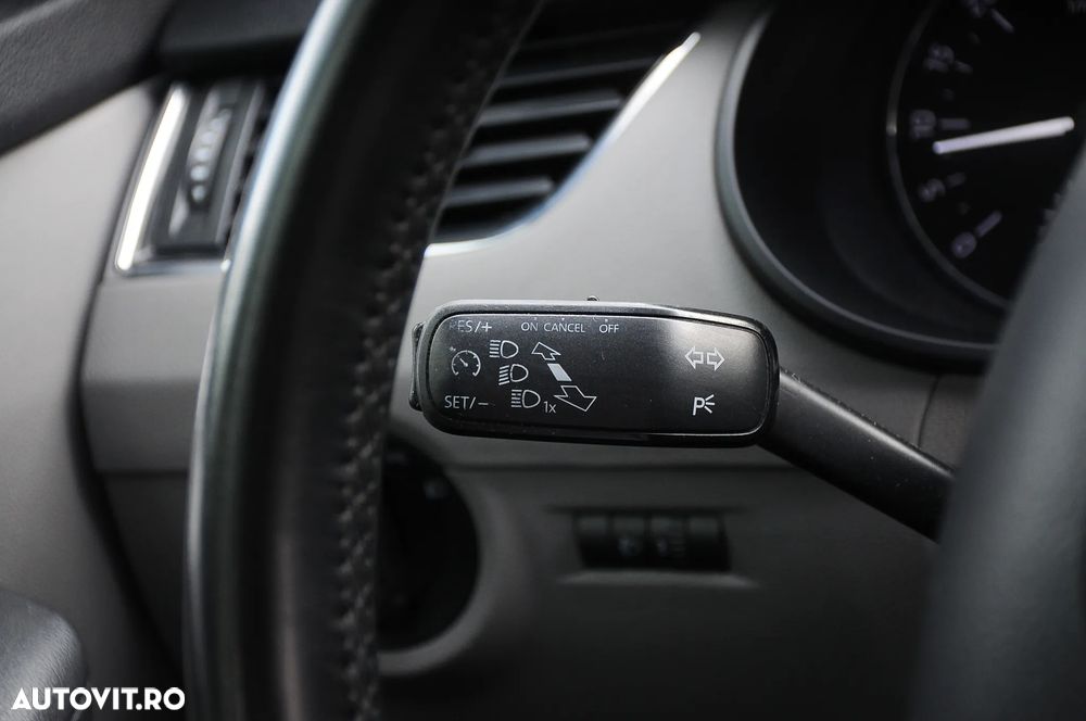 Skoda Octavia 1.6 TDI DSG Style - 13