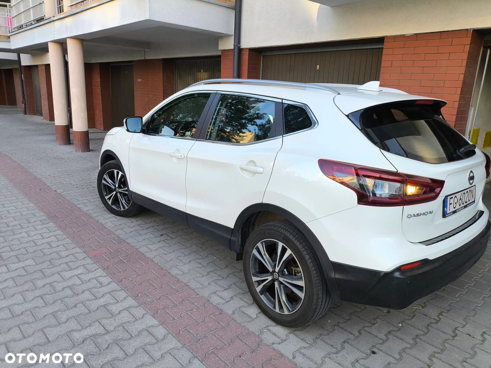 Nissan Qashqai 1.3 DIG-T Acenta DCT - 6