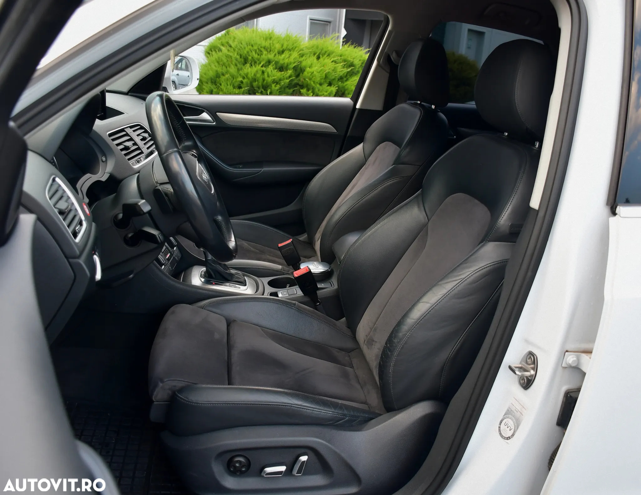 Audi Q3 2.0 TDI Quattro Stronic Design - 7