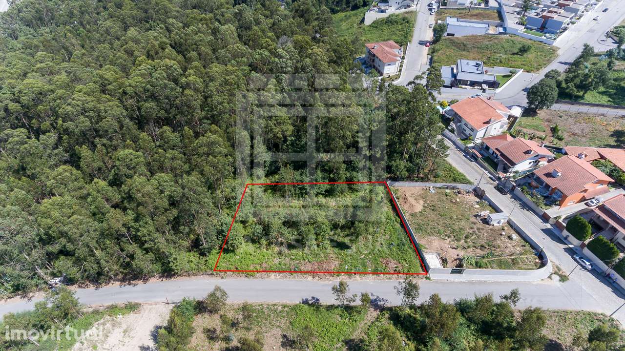 Terreno com 1.850 m2 em Argoncilhe - Grande imagem: 4/10