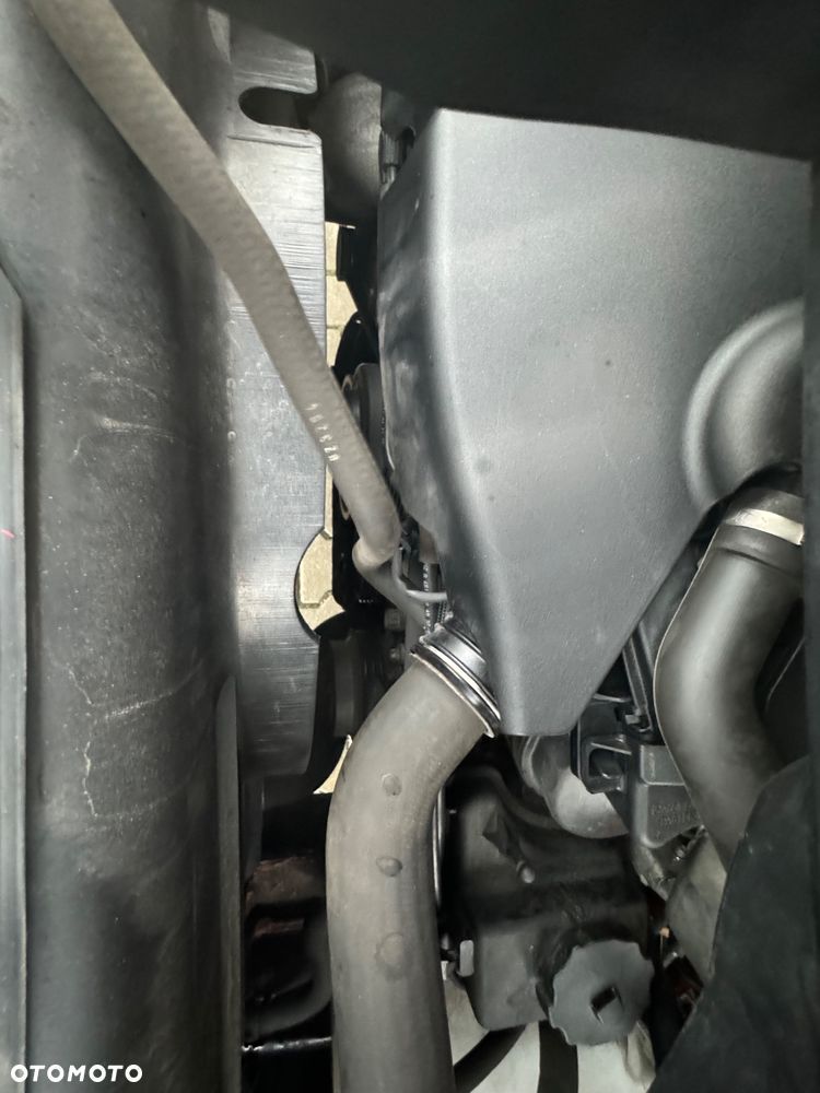 Mercedes-Benz Sprinter - 28