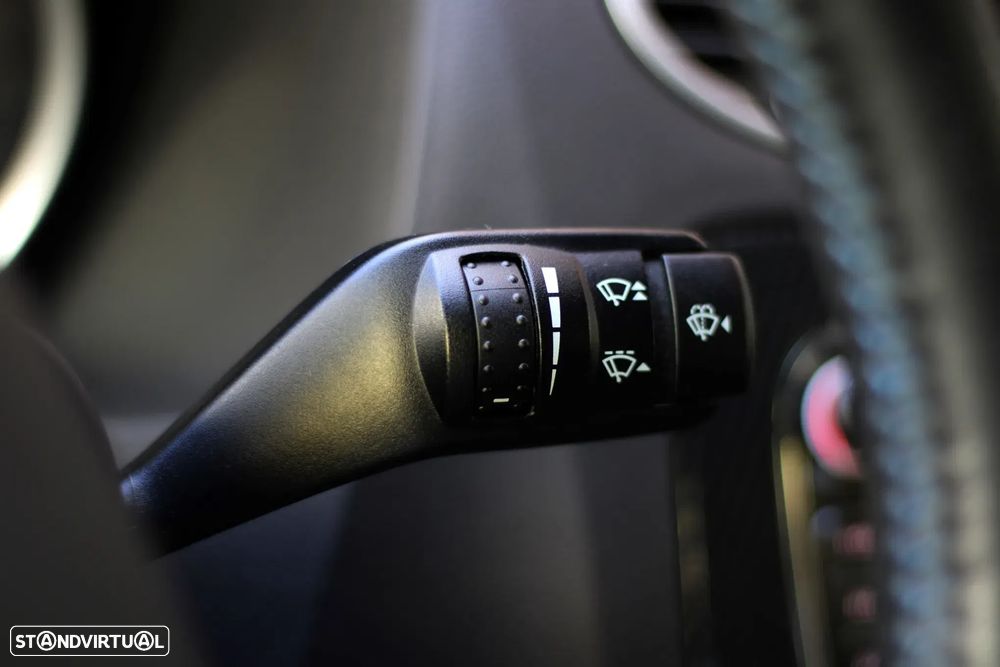 Ford Focus 2.5 T RS - 33