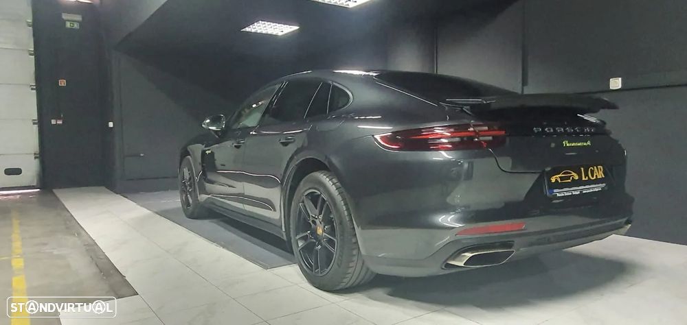 Porsche Panamera 4 E-Hybrid - 7