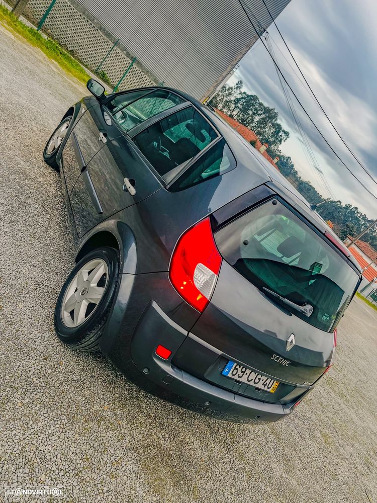 Renault Scénic 1.5 dCi Dynamique - 4
