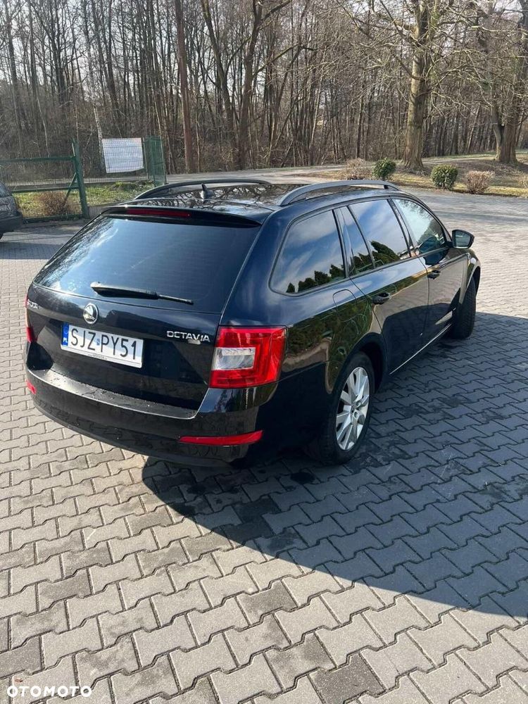 Skoda Octavia 1.6 TDI Edition DSG - 3