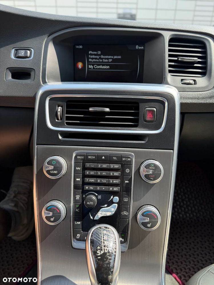 Volvo S60 2.5 T5 AWD - 10