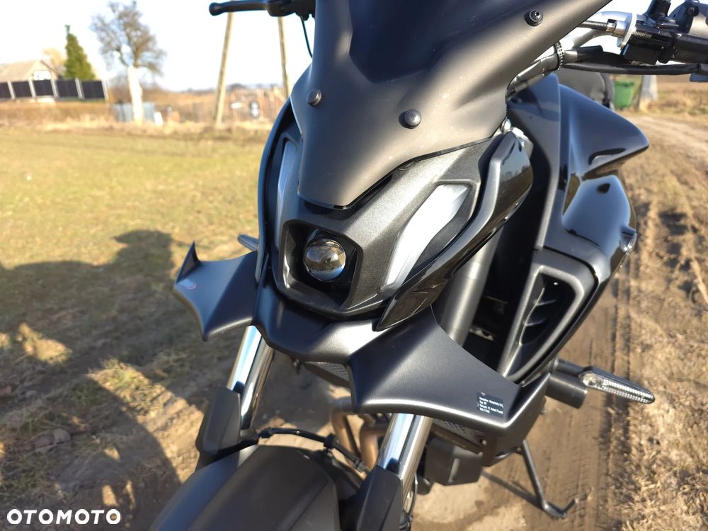 Yamaha MT - 5