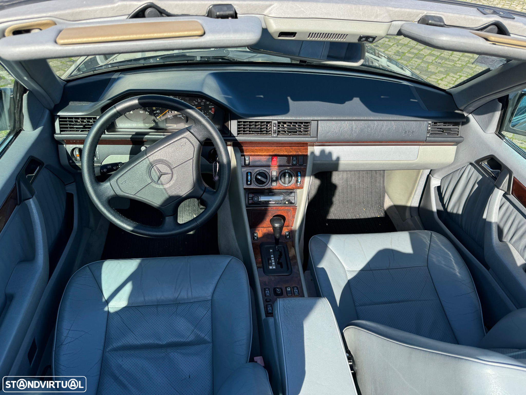 Mercedes-Benz E 200 - 6