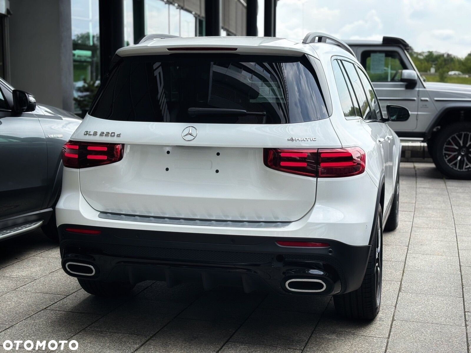 Mercedes-Benz GLB - 4