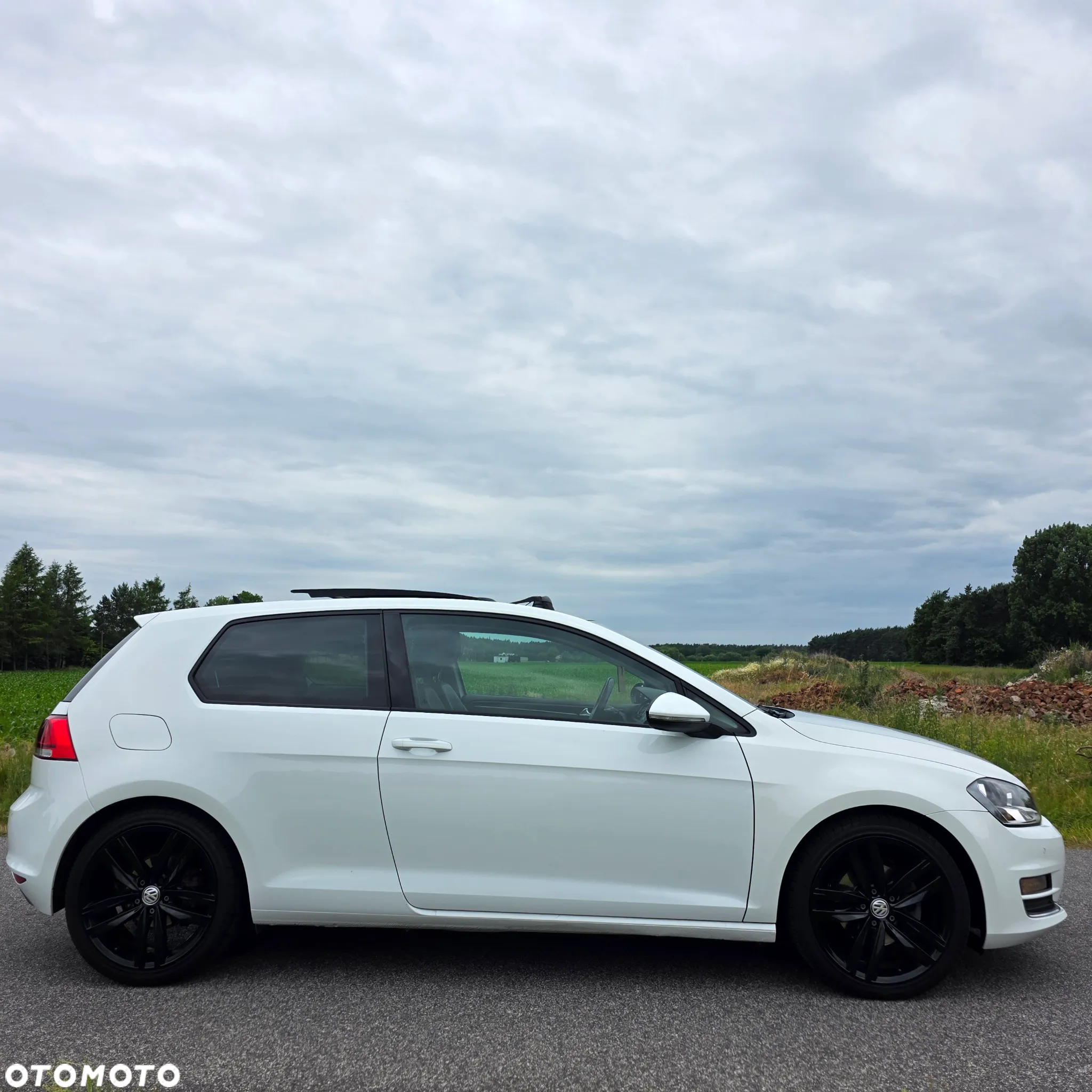 Volkswagen Golf 2.0 TDI (BlueMotion Technology) DSG Comfortline - 4