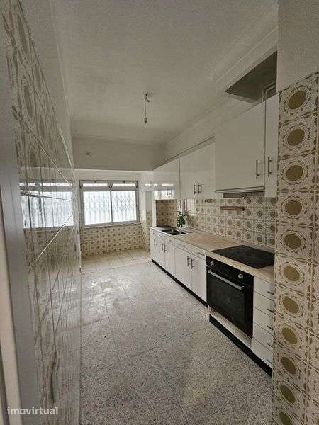 Apartamento T3 para arrendar, Damaia de Baixo, Águas Livres - Grande imagem: 3/12