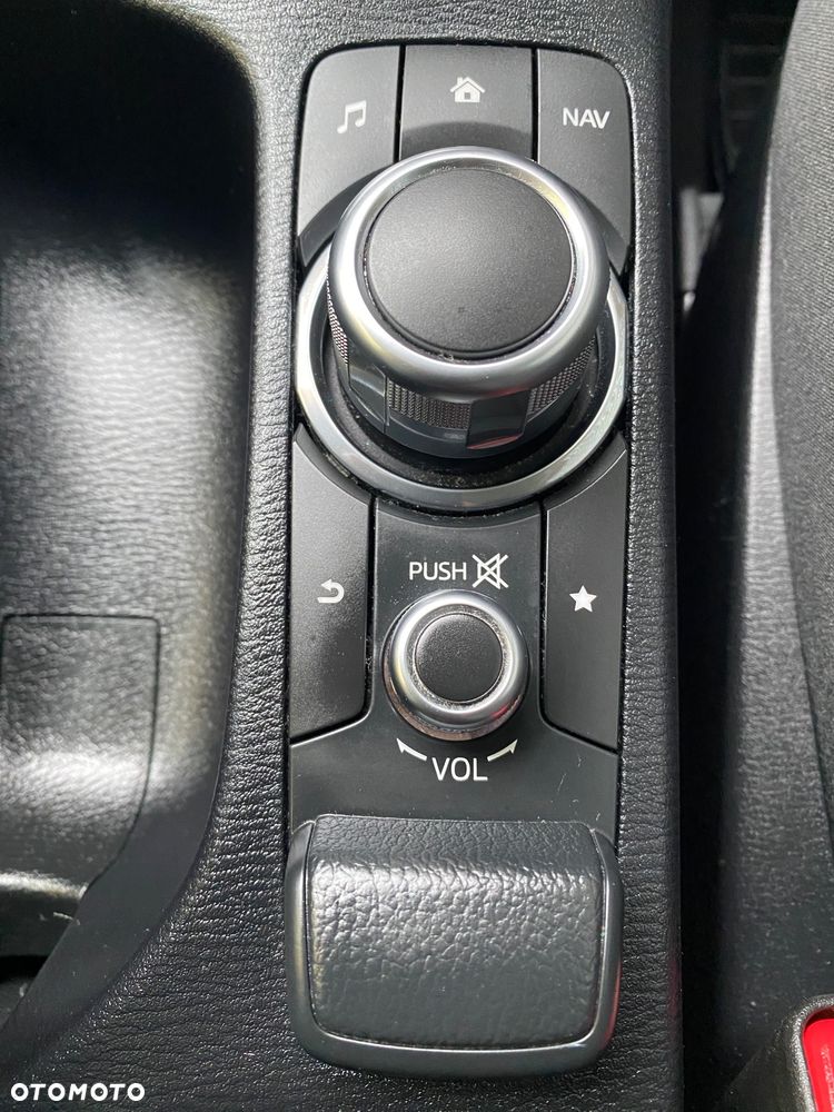Mazda 2 SKYACTIV-G 90 Nakama - 25