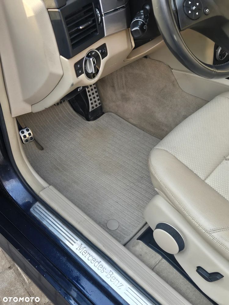 Mercedes-Benz GLK 220 CDI 4Matic (BlueEFFICIENCY) 7G-TRONIC - 10