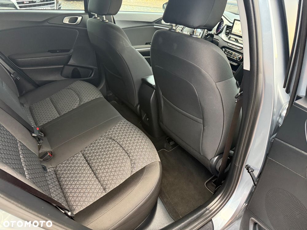 Kia Ceed 1.5 T-GDI DCT7 OPF Vision - 11