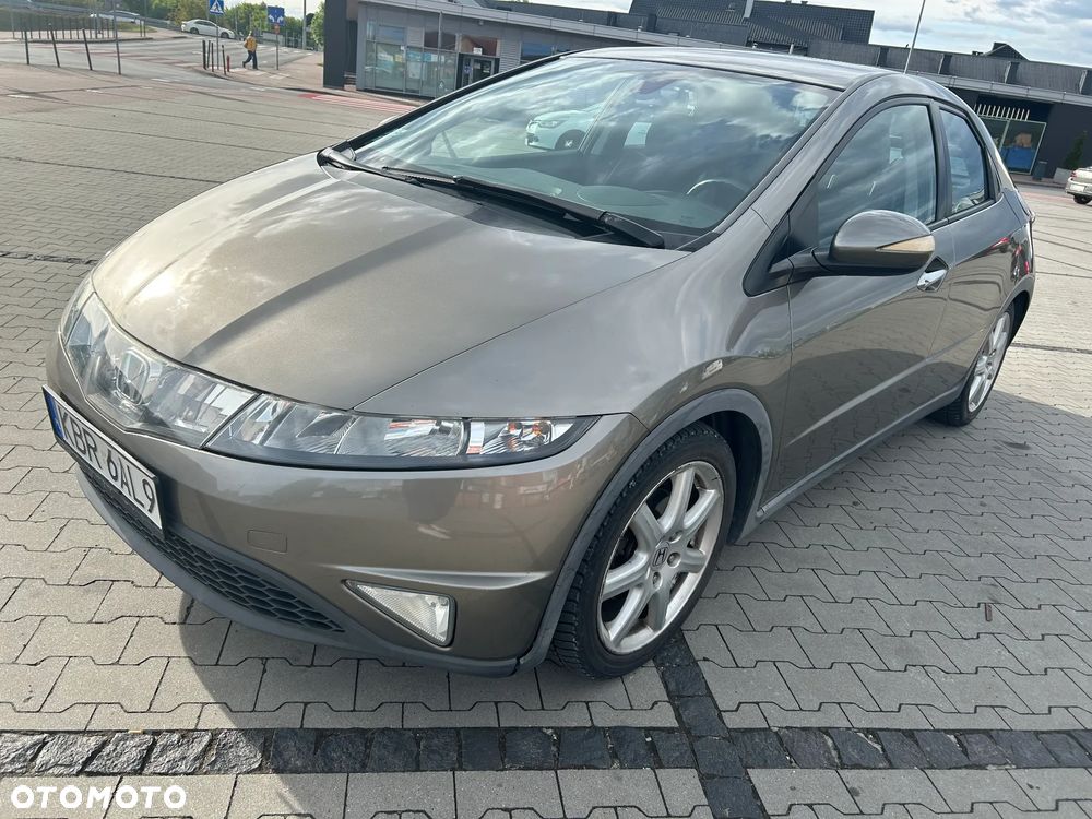 Honda Civic 1.8i-VTEC Sport - 2