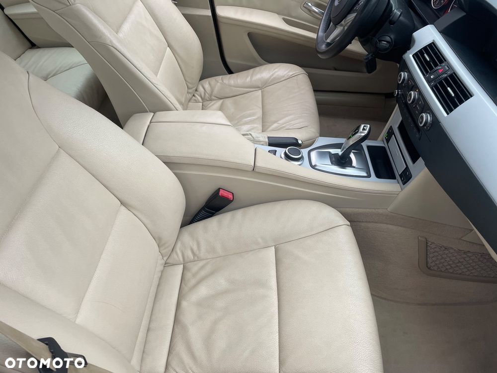 BMW Seria 5 530d Edition Exclusive - 22