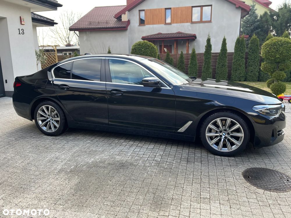 BMW Seria 5 530i GPF Luxury Line - 11