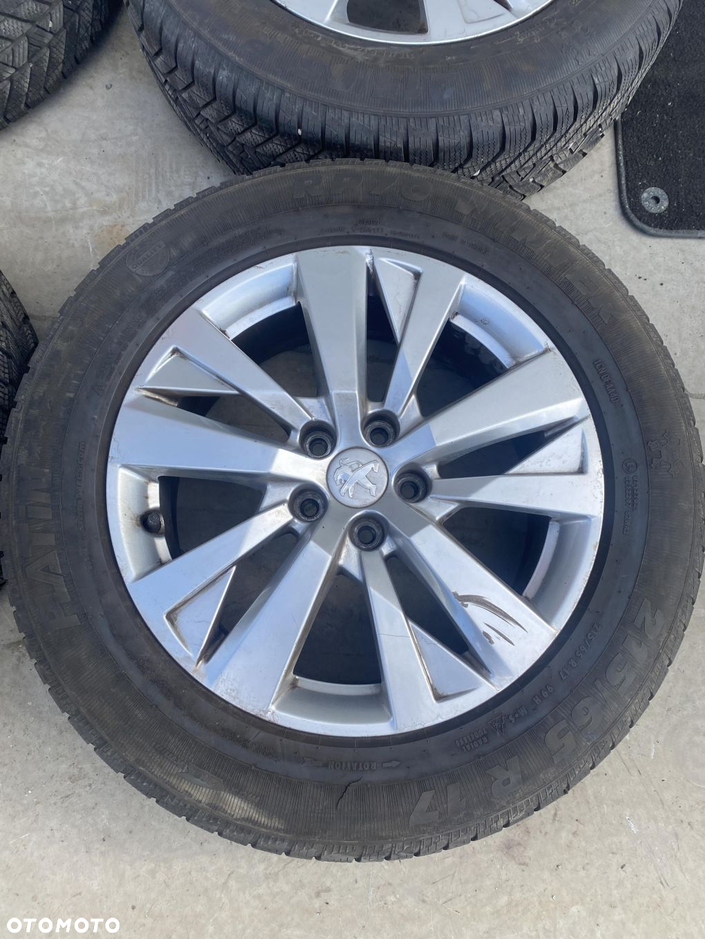 Peugeot 3008 II felgi aluminiowe 7Jx17" 5x108 ET42 9809687177 - 2