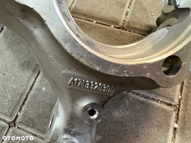 Mercedes CLA 174 1743320300 lewa Zwrotnica NOWA GWARANCJA! - 2