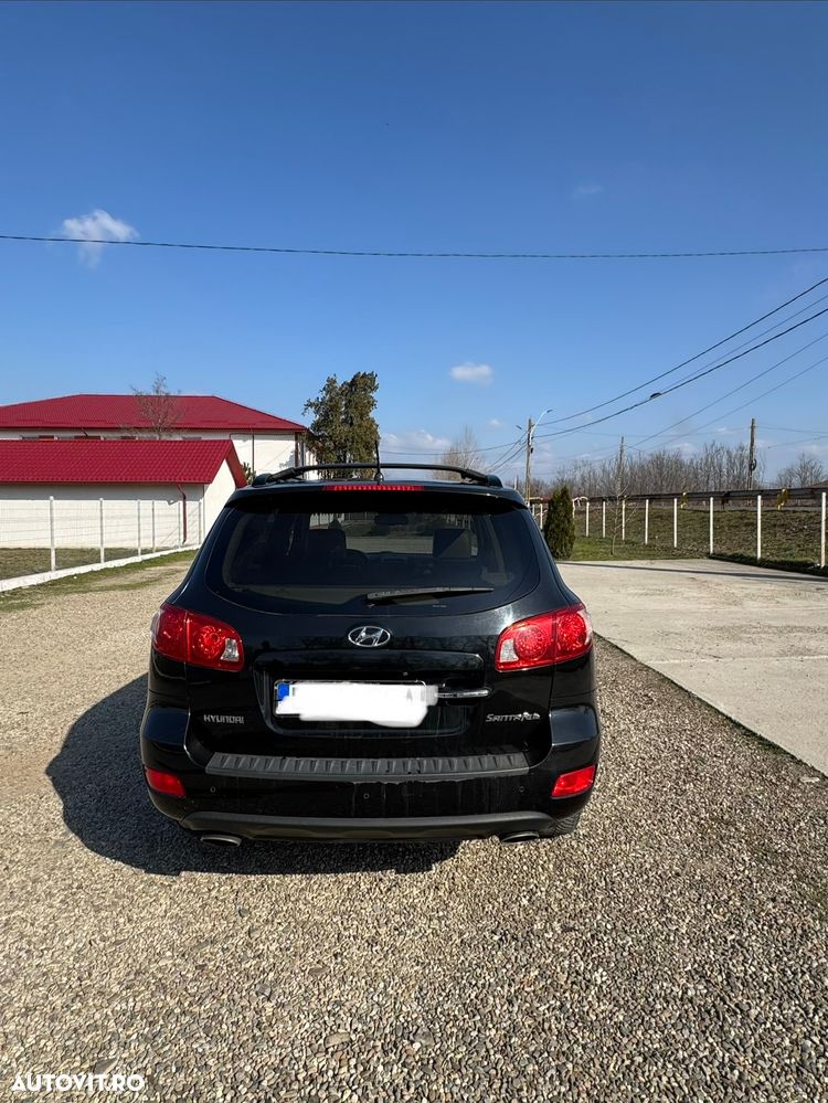 Hyundai Santa Fe - 4