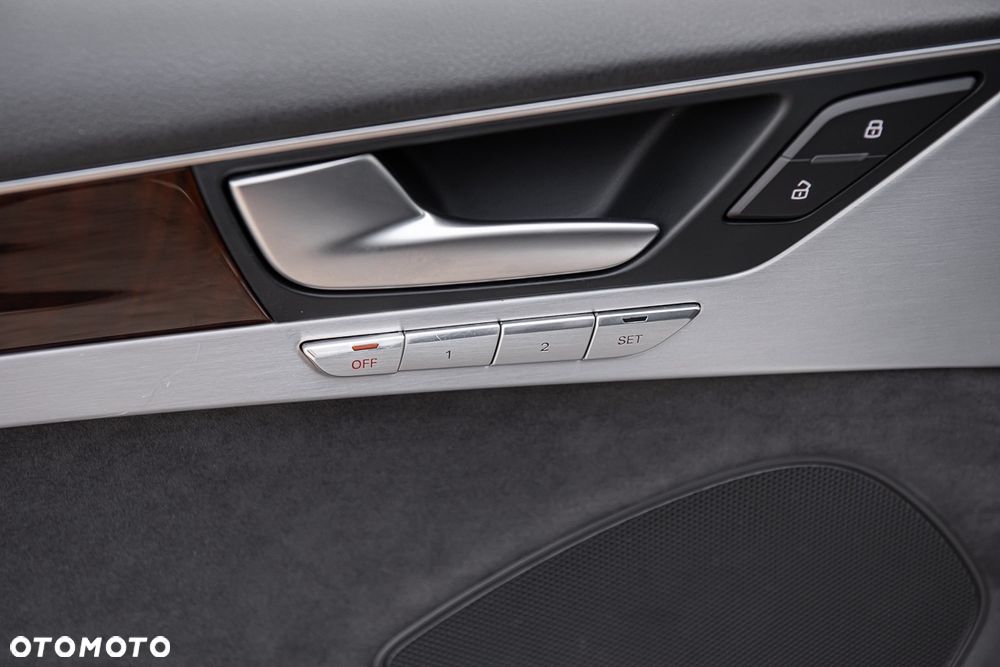 Audi A8 4.2 TDI clean diesel L Quattro - 16