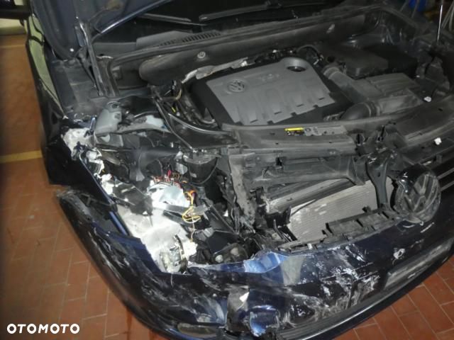 Volkswagen Touran 2.0 TDI Trendline - 7