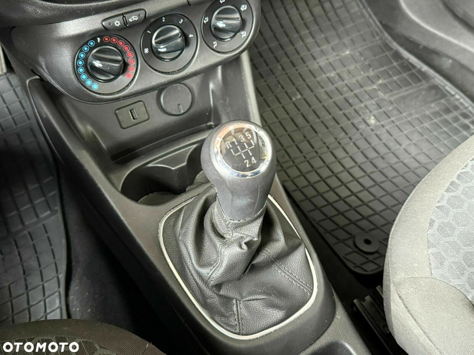 Opel Corsa - 24