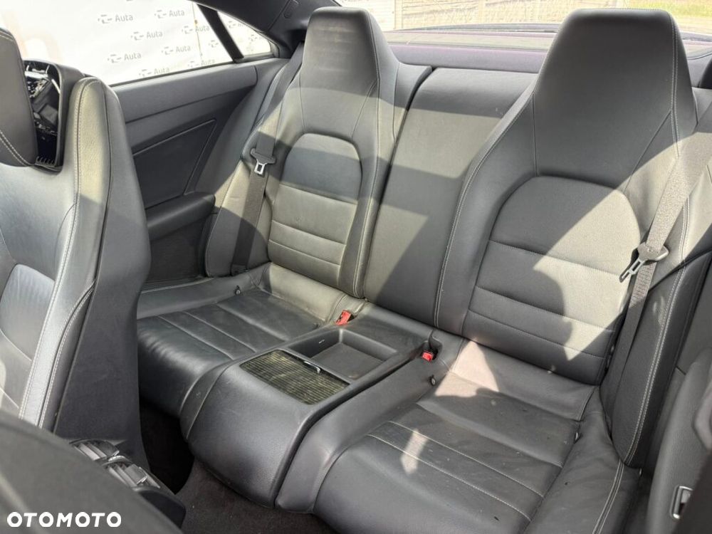 Mercedes-Benz Klasa E 220 CDI DPF BlueEFFICIENCY Avantgarde - 17