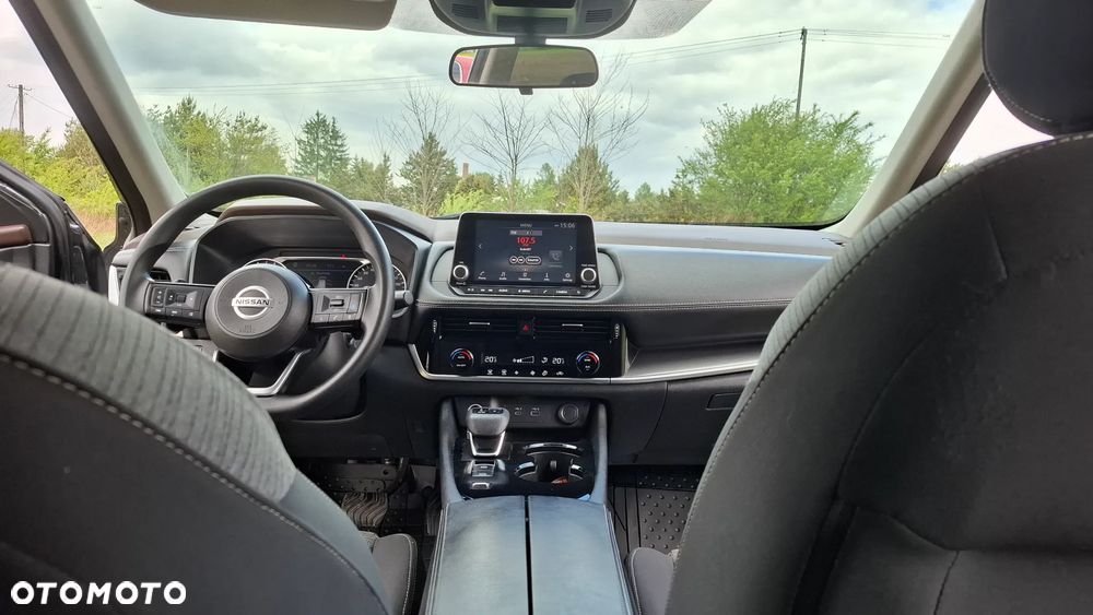Nissan Rogue - 14