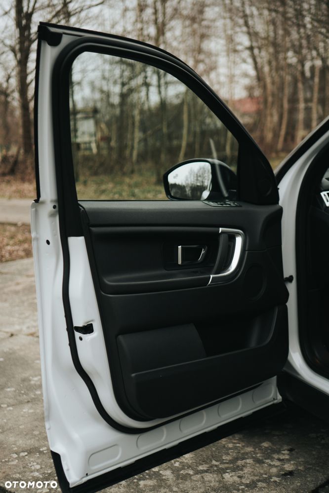 Land Rover Discovery Sport D180 HSE - 15