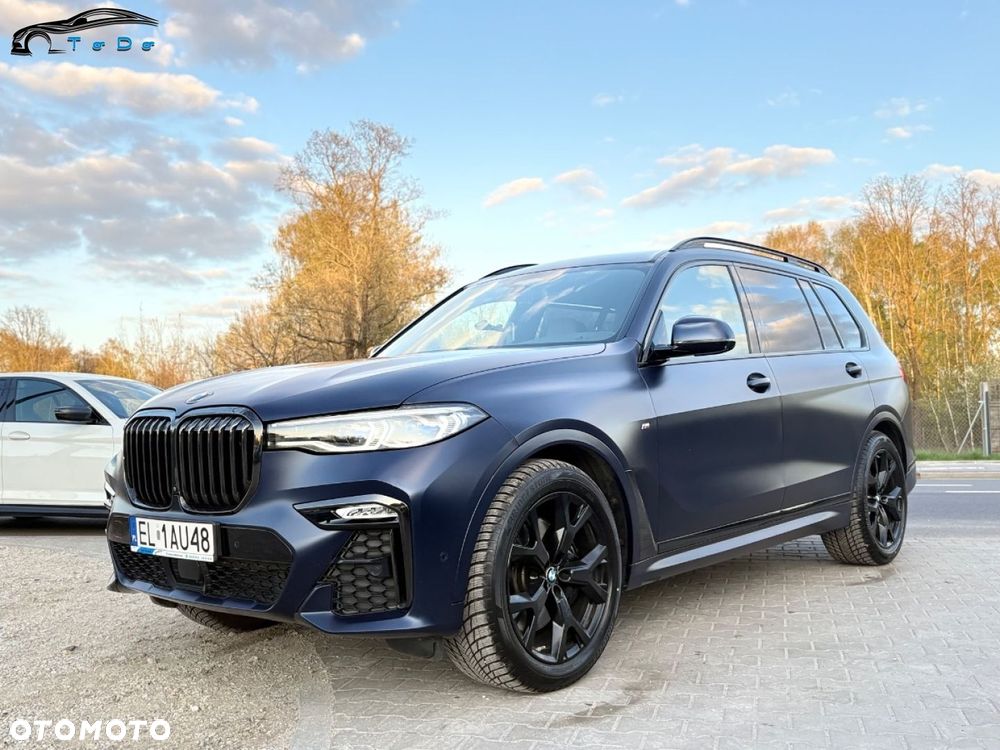 BMW X7 M50i sport - 9