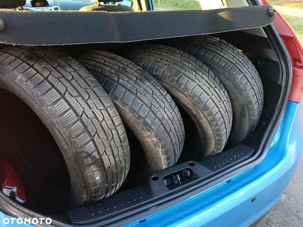 Ford Fiesta 1.25 Silver X (Trend) EU5 - 20