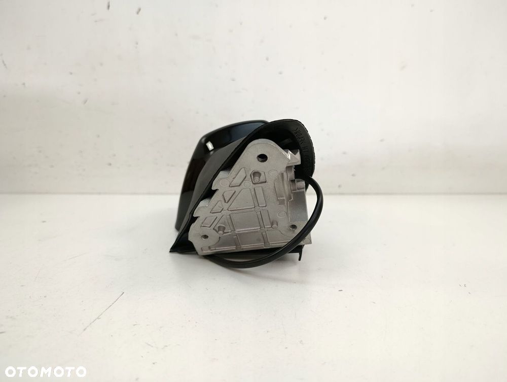 SUZUKI BURGMAN 650 LUSTERKO LEWE - 5