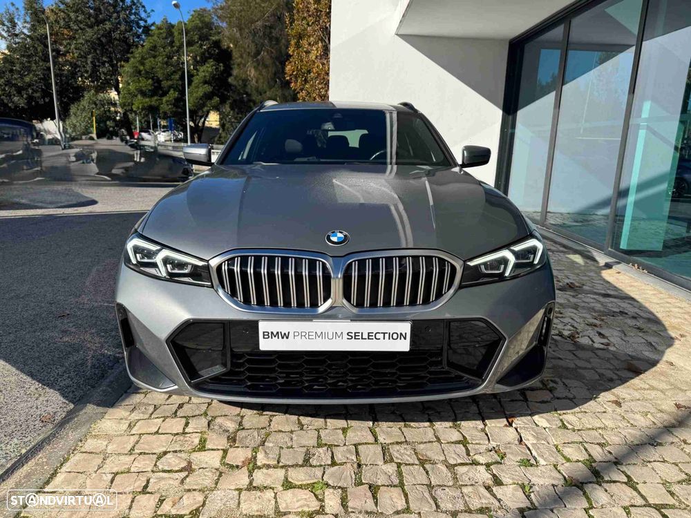 BMW 320 d Touring Pack Desportivo M Auto - 2