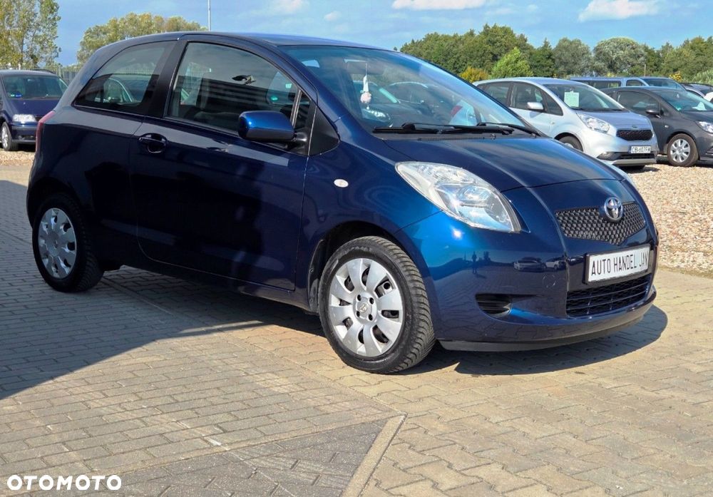 Toyota Yaris - 4
