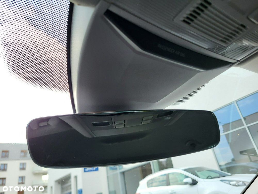 Volkswagen Passat - 27